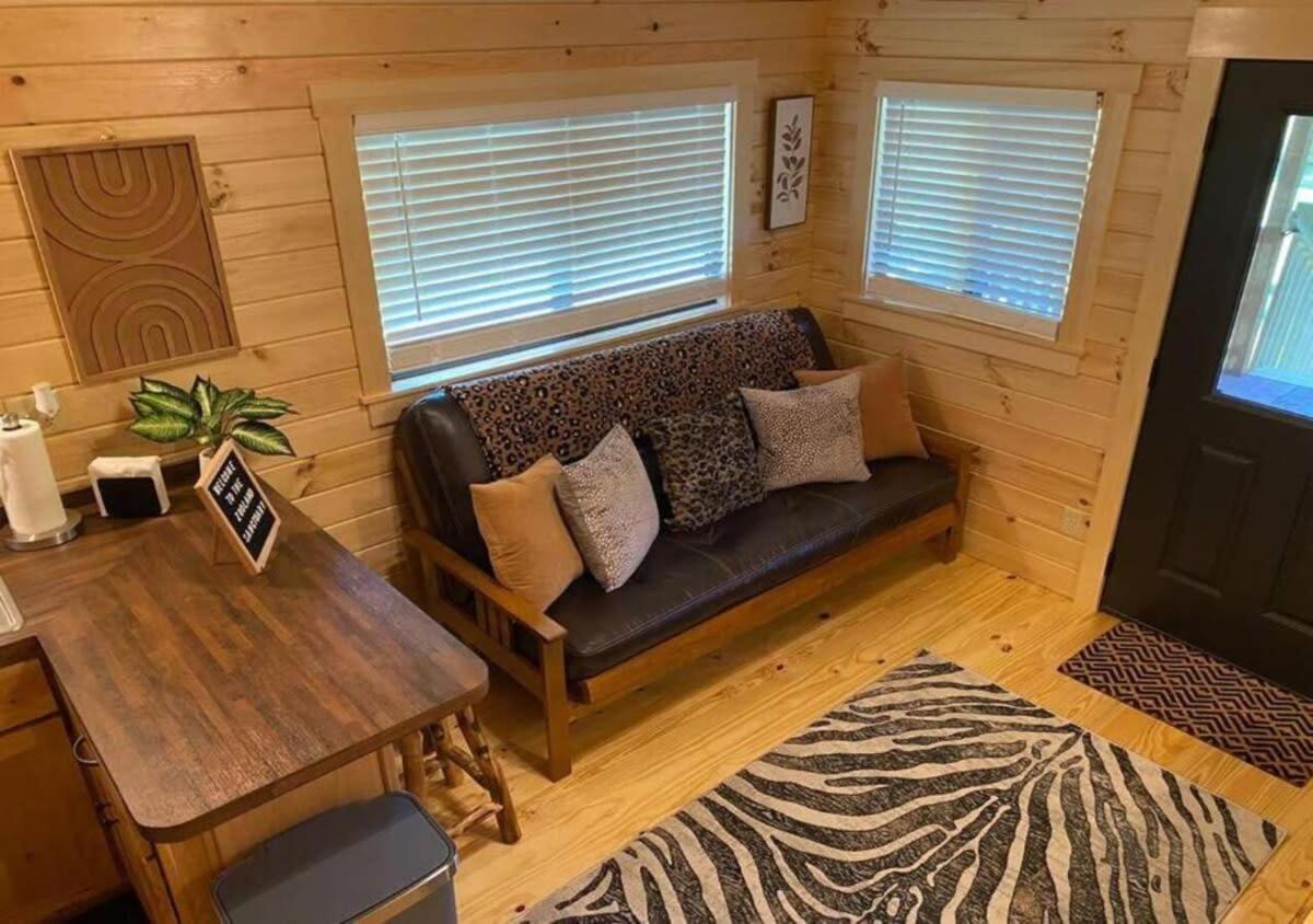 Serene 1Br Cabin Near Nc Z00 With Loft & Waterview Asheboro Exteriér fotografie